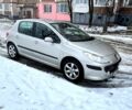 Серый Пежо 307, объемом двигателя 2 л и пробегом 230 тыс. км за 6200 $, фото 1 на Automoto.ua