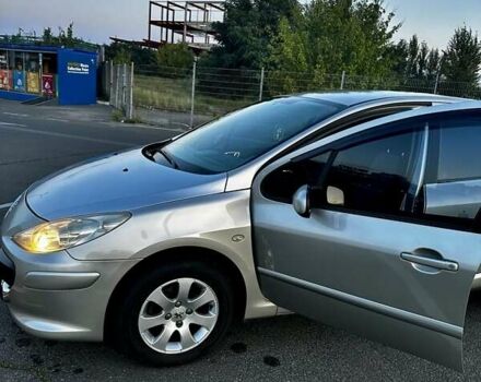 Сірий Пежо 307, об'ємом двигуна 1.59 л та пробігом 164 тис. км за 5250 $, фото 3 на Automoto.ua