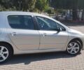 Серый Пежо 307, объемом двигателя 2 л и пробегом 174 тыс. км за 4600 $, фото 5 на Automoto.ua