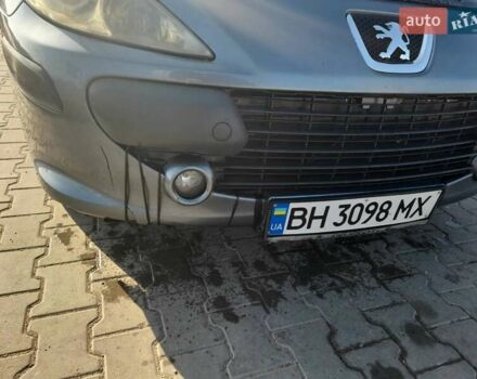 Сірий Пежо 307, об'ємом двигуна 2 л та пробігом 185 тис. км за 4100 $, фото 6 на Automoto.ua