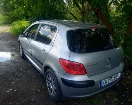 Серый Пежо 307, объемом двигателя 1.6 л и пробегом 342 тыс. км за 3200 $, фото 1 на Automoto.ua