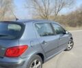 Серый Пежо 307, объемом двигателя 1.4 л и пробегом 246 тыс. км за 3250 $, фото 1 на Automoto.ua