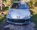Серый Пежо 307, объемом двигателя 2 л и пробегом 230 тыс. км за 4000 $, фото 1 на Automoto.ua