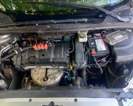 Серый Пежо 307, объемом двигателя 1.6 л и пробегом 342 тыс. км за 3200 $, фото 12 на Automoto.ua