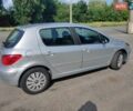 Серый Пежо 307, объемом двигателя 2 л и пробегом 233 тыс. км за 4199 $, фото 4 на Automoto.ua