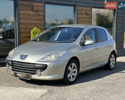 Сірий Пежо 307, об'ємом двигуна 2 л та пробігом 210 тис. км за 4500 $, фото 1 на Automoto.ua