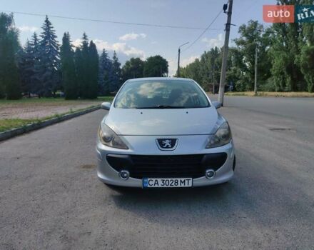 Серый Пежо 307, объемом двигателя 2 л и пробегом 233 тыс. км за 4199 $, фото 1 на Automoto.ua