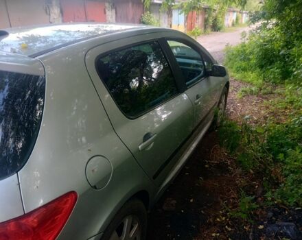 Серый Пежо 307, объемом двигателя 1.6 л и пробегом 342 тыс. км за 3200 $, фото 10 на Automoto.ua