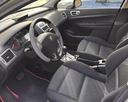 Серый Пежо 307, объемом двигателя 2 л и пробегом 89 тыс. км за 6300 $, фото 5 на Automoto.ua