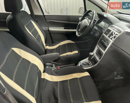 Серый Пежо 307, объемом двигателя 2 л и пробегом 235 тыс. км за 3555 $, фото 3 на Automoto.ua