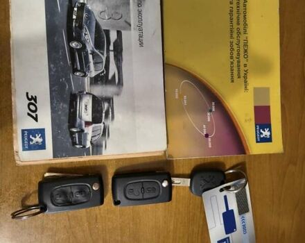 Серый Пежо 307, объемом двигателя 2 л и пробегом 185 тыс. км за 4400 $, фото 50 на Automoto.ua