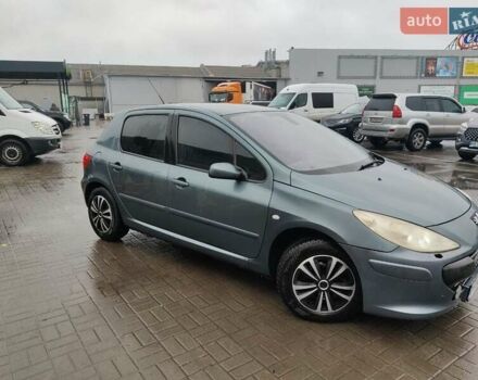 Серый Пежо 307, объемом двигателя 1.6 л и пробегом 300 тыс. км за 3400 $, фото 3 на Automoto.ua