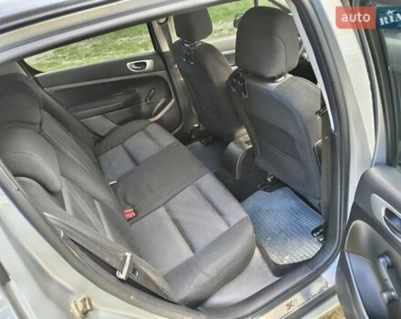 Серый Пежо 307, объемом двигателя 2 л и пробегом 185 тыс. км за 4400 $, фото 39 на Automoto.ua