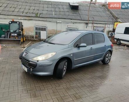 Серый Пежо 307, объемом двигателя 1.6 л и пробегом 300 тыс. км за 3400 $, фото 2 на Automoto.ua