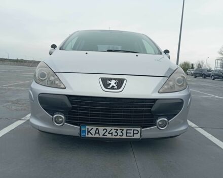 Серый Пежо 307, объемом двигателя 2 л и пробегом 272 тыс. км за 4900 $, фото 2 на Automoto.ua