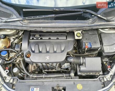 Серый Пежо 307, объемом двигателя 2 л и пробегом 185 тыс. км за 4400 $, фото 17 на Automoto.ua