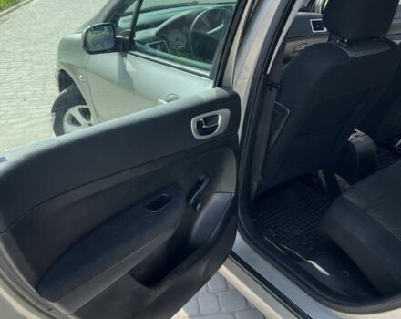 Серый Пежо 307, объемом двигателя 1.6 л и пробегом 208 тыс. км за 3900 $, фото 11 на Automoto.ua