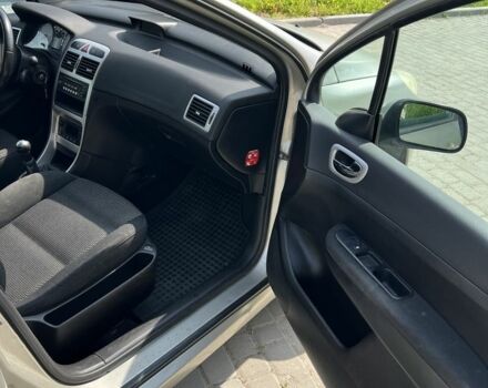 Серый Пежо 307, объемом двигателя 1.6 л и пробегом 208 тыс. км за 3900 $, фото 8 на Automoto.ua