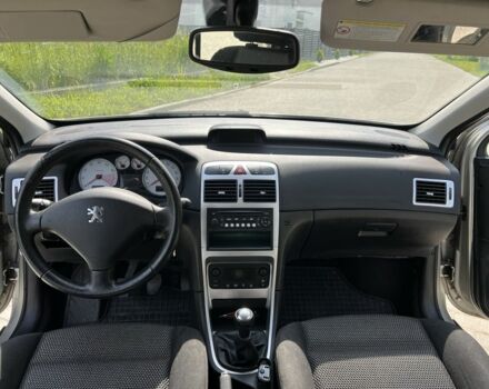 Серый Пежо 307, объемом двигателя 1.6 л и пробегом 208 тыс. км за 3900 $, фото 16 на Automoto.ua