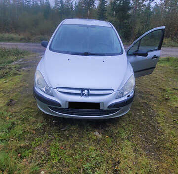 Сірий Пежо 307, об'ємом двигуна 1.6 л та пробігом 239 тис. км за 4000 $, фото 1 на Automoto.ua