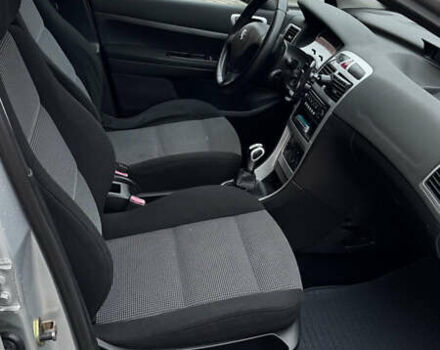 Сірий Пежо 307, об'ємом двигуна 1.6 л та пробігом 219 тис. км за 4100 $, фото 22 на Automoto.ua