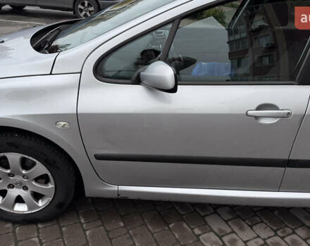 Сірий Пежо 307, об'ємом двигуна 1.6 л та пробігом 219 тис. км за 4100 $, фото 12 на Automoto.ua