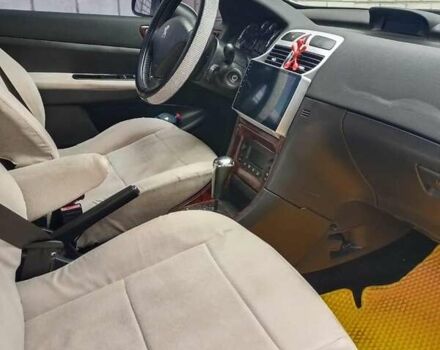 Сірий Пежо 307, об'ємом двигуна 2 л та пробігом 259 тис. км за 4850 $, фото 17 на Automoto.ua