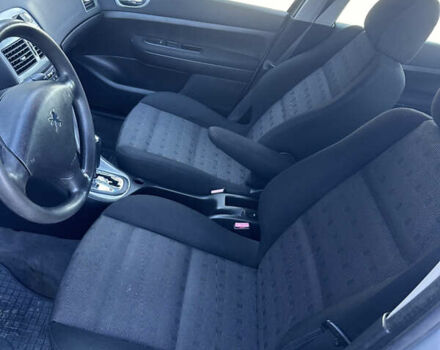 Серый Пежо 307, объемом двигателя 2 л и пробегом 258 тыс. км за 2999 $, фото 15 на Automoto.ua