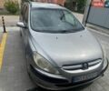 Серый Пежо 307, объемом двигателя 2 л и пробегом 485 тыс. км за 4000 $, фото 1 на Automoto.ua