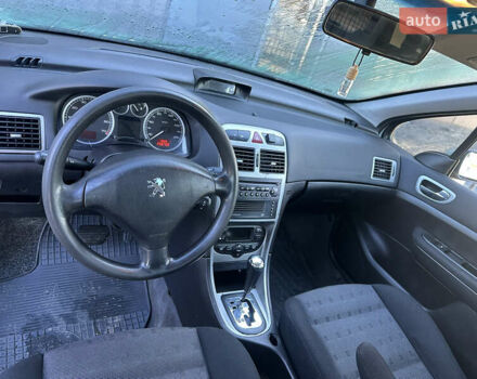 Серый Пежо 307, объемом двигателя 2 л и пробегом 258 тыс. км за 2999 $, фото 16 на Automoto.ua