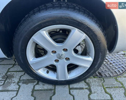 Серый Пежо 307, объемом двигателя 2 л и пробегом 258 тыс. км за 2999 $, фото 9 на Automoto.ua