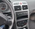 Сірий Пежо 307, об'ємом двигуна 1.59 л та пробігом 232 тис. км за 3600 $, фото 7 на Automoto.ua