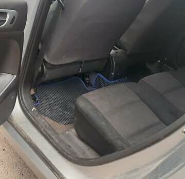 Сірий Пежо 307, об'ємом двигуна 2.01 л та пробігом 324 тис. км за 3000 $, фото 13 на Automoto.ua