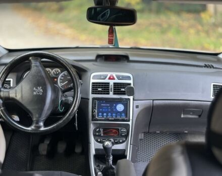 Сірий Пежо 307, об'ємом двигуна 2 л та пробігом 380 тис. км за 3350 $, фото 6 на Automoto.ua