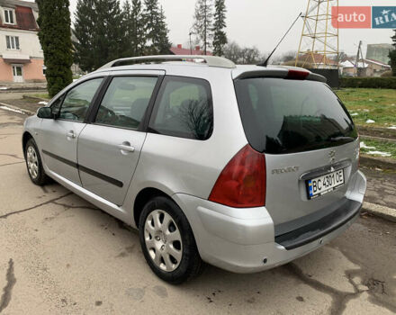 Сірий Пежо 307, об'ємом двигуна 1.59 л та пробігом 300 тис. км за 2000 $, фото 7 на Automoto.ua