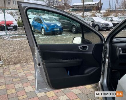 Сірий Пежо 307, об'ємом двигуна 2 л та пробігом 510 тис. км за 3999 $, фото 8 на Automoto.ua