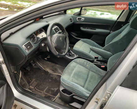 Сірий Пежо 307, об'ємом двигуна 1.59 л та пробігом 300 тис. км за 2000 $, фото 19 на Automoto.ua