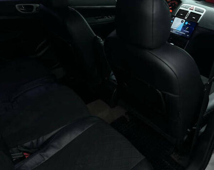 Серый Пежо 307, объемом двигателя 2 л и пробегом 249 тыс. км за 4450 $, фото 14 на Automoto.ua