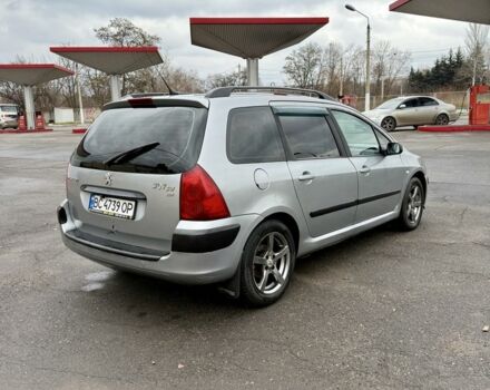 Серый Пежо 307, объемом двигателя 2 л и пробегом 400 тыс. км за 3500 $, фото 3 на Automoto.ua