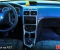 Серый Пежо 307, объемом двигателя 1.6 л и пробегом 360 тыс. км за 3567 $, фото 5 на Automoto.ua