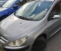 Серый Пежо 307, объемом двигателя 2 л и пробегом 375 тыс. км за 2900 $, фото 2 на Automoto.ua