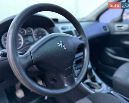 Серый Пежо 307, объемом двигателя 2 л и пробегом 208 тыс. км за 3250 $, фото 28 на Automoto.ua