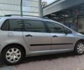 Серый Пежо 307, объемом двигателя 1.4 л и пробегом 400 тыс. км за 3500 $, фото 3 на Automoto.ua