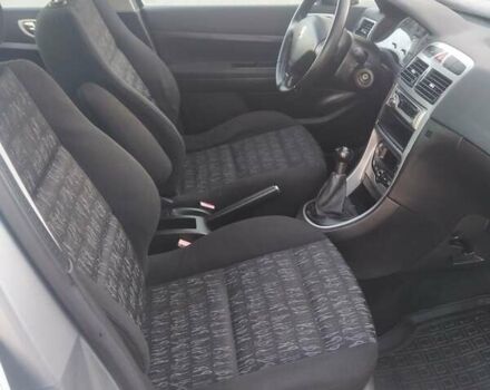 Сірий Пежо 307, об'ємом двигуна 1.59 л та пробігом 290 тис. км за 4200 $, фото 11 на Automoto.ua