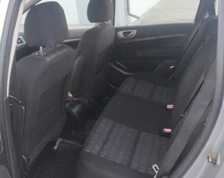 Сірий Пежо 307, об'ємом двигуна 1.59 л та пробігом 290 тис. км за 4200 $, фото 13 на Automoto.ua