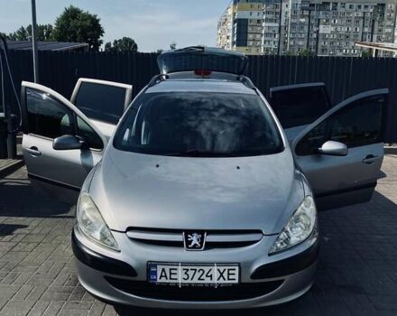 Сірий Пежо 307, об'ємом двигуна 1.36 л та пробігом 235 тис. км за 3800 $, фото 31 на Automoto.ua