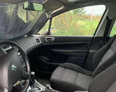 Сірий Пежо 307, об'ємом двигуна 1.6 л та пробігом 296 тис. км за 2600 $, фото 17 на Automoto.ua