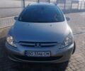 Серый Пежо 307, объемом двигателя 1.6 л и пробегом 211 тыс. км за 3800 $, фото 1 на Automoto.ua
