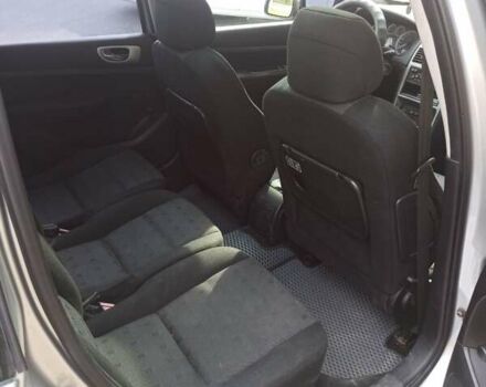 Серый Пежо 307, объемом двигателя 2 л и пробегом 520 тыс. км за 4600 $, фото 3 на Automoto.ua