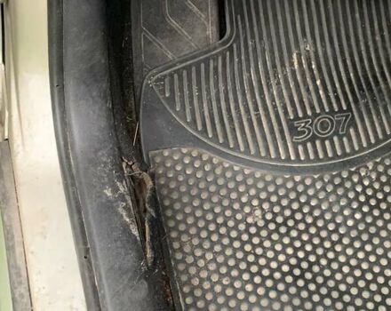 Сірий Пежо 307, об'ємом двигуна 1.6 л та пробігом 296 тис. км за 2600 $, фото 22 на Automoto.ua